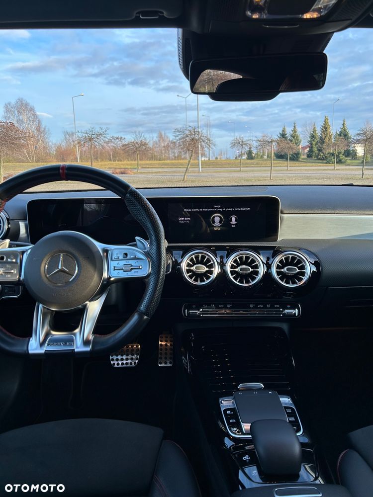 Mercedes-Benz Klasa A 35 AMG 4-Matic 7G-DCT - 29