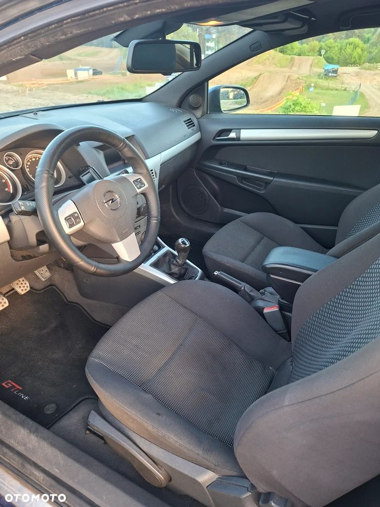 Opel Astra 1.7 CDTI Sport - 11