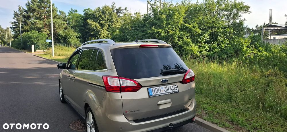 Ford Grand C-MAX - 3