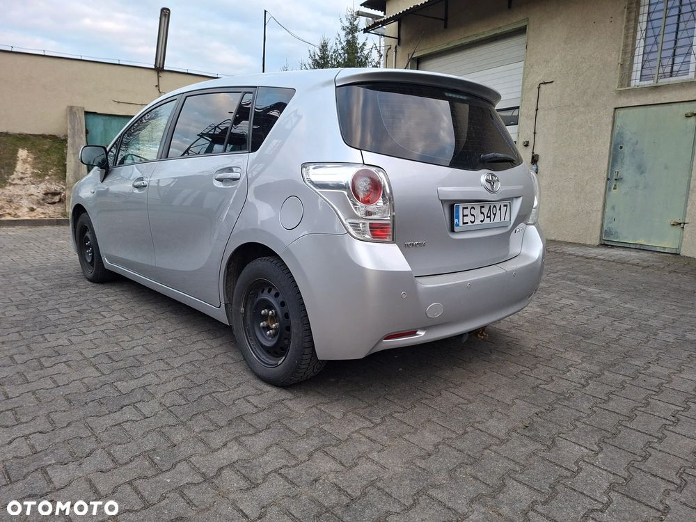 Toyota Verso 1.8 Premium EU5 - 9