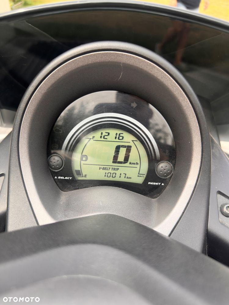 Yamaha NMAX - 7