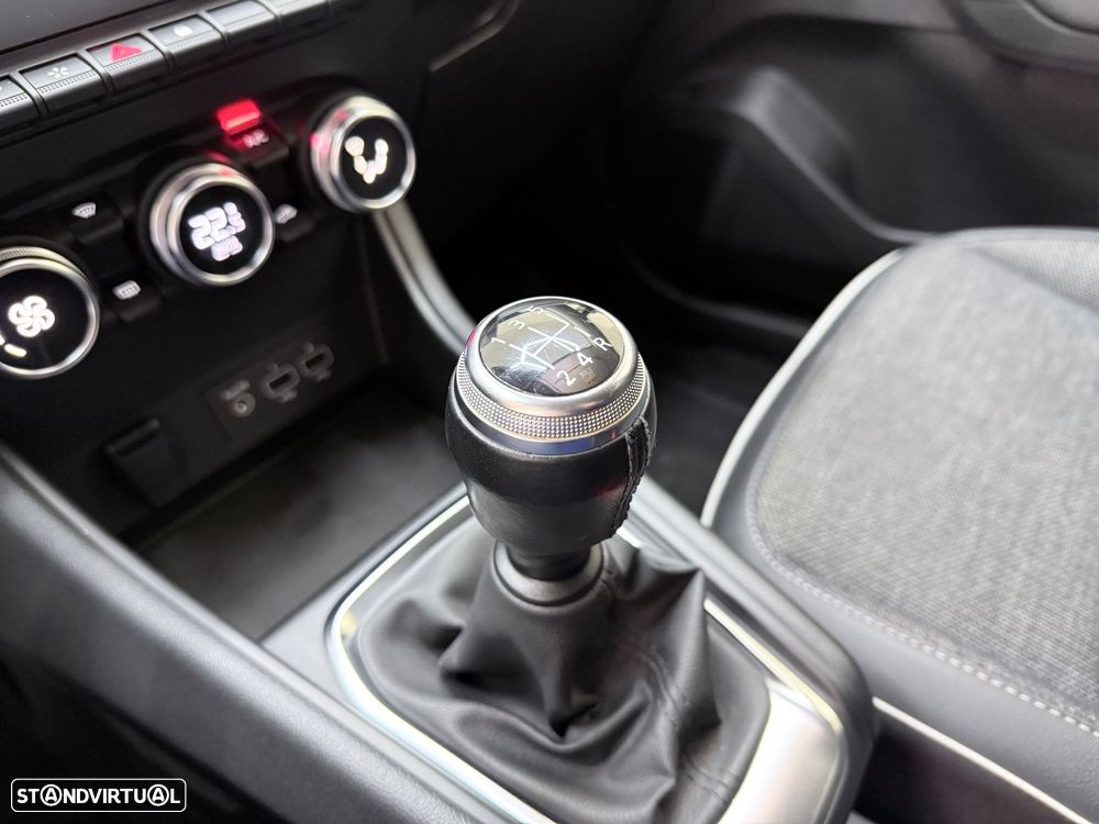 Renault Captur 1.0 TCe Exclusive - 19