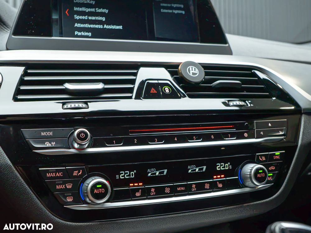 BMW Seria 5 530d xDrive Aut. Luxury Line - 15