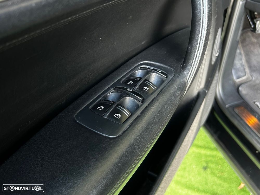 Porsche Cayenne Turbo - 20