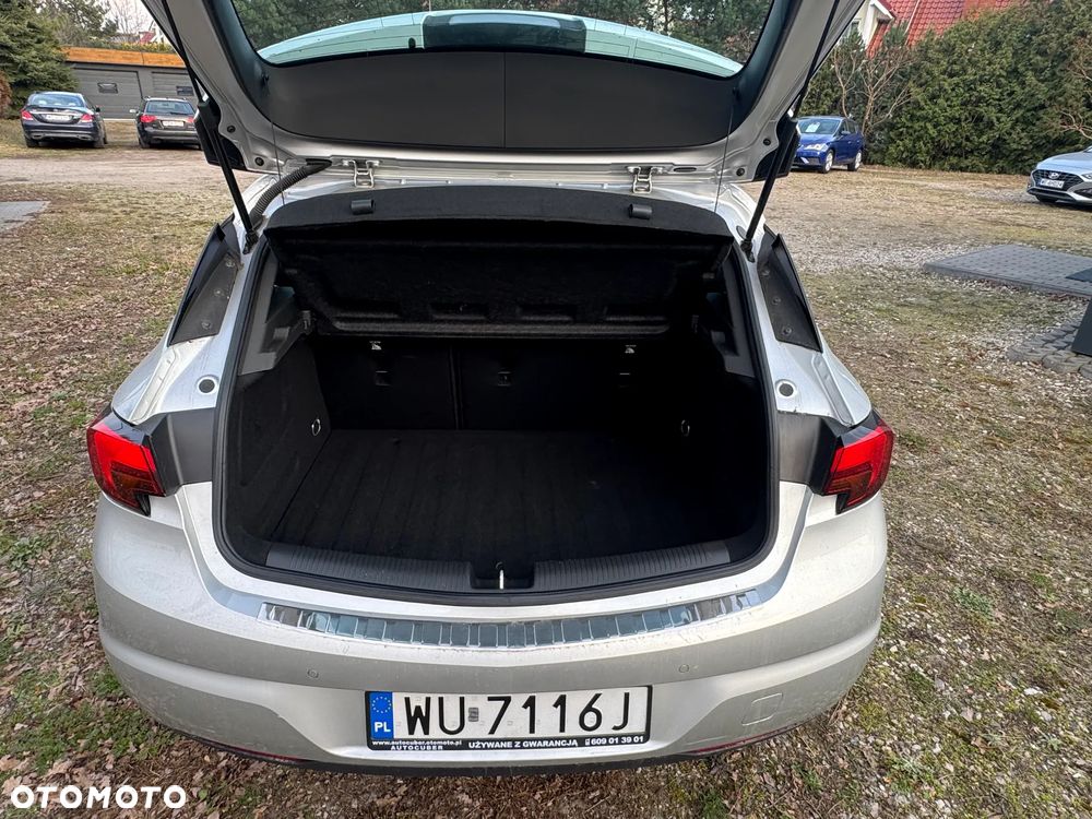 Opel Astra 1.4 T Enjoy S&S - 16