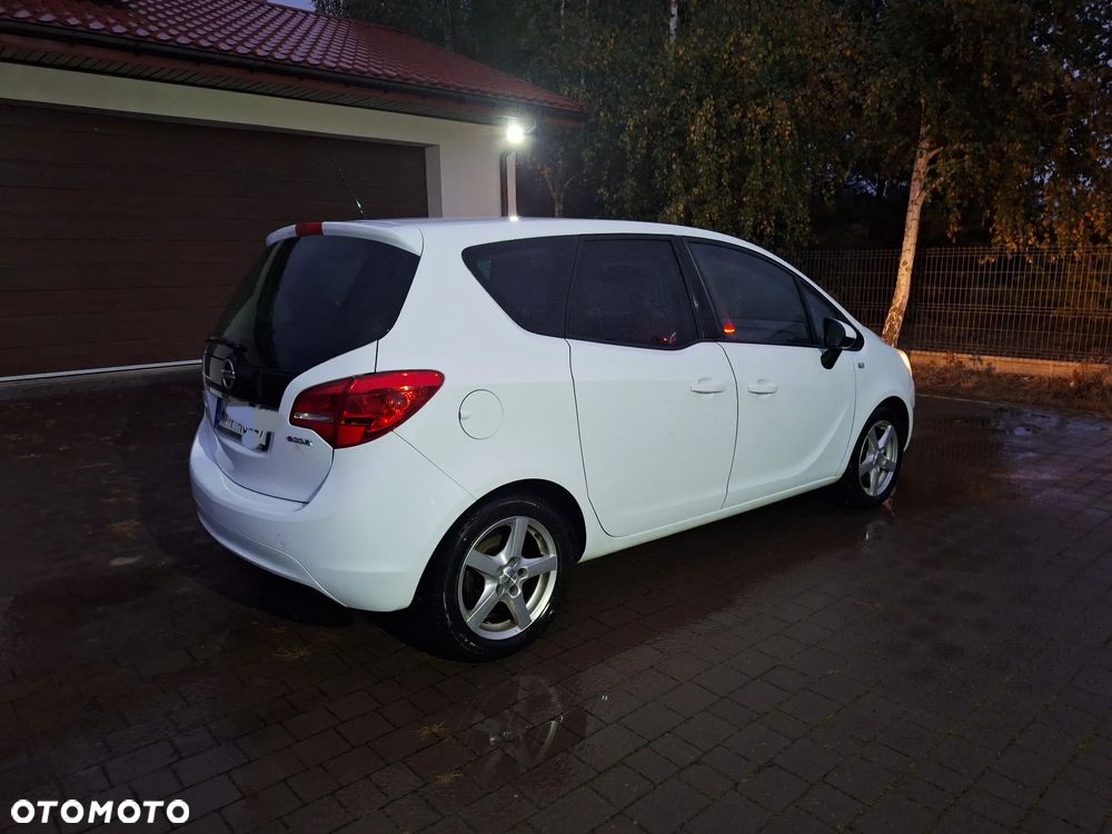 Opel Meriva - 13