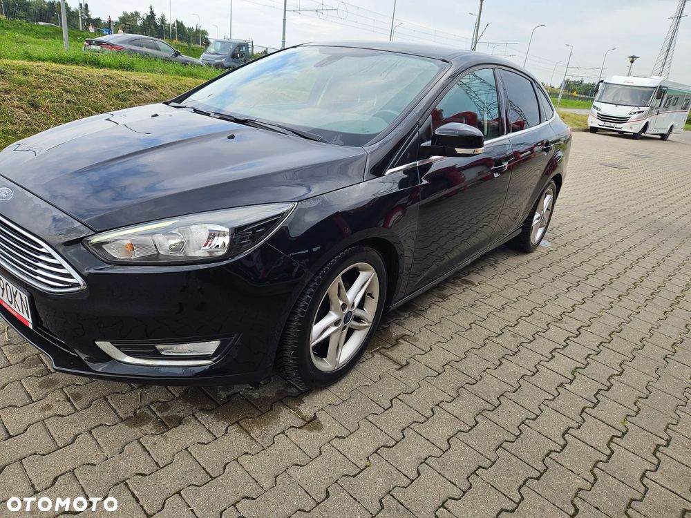 Ford Focus 1.0 EcoBoost Titanium - 5