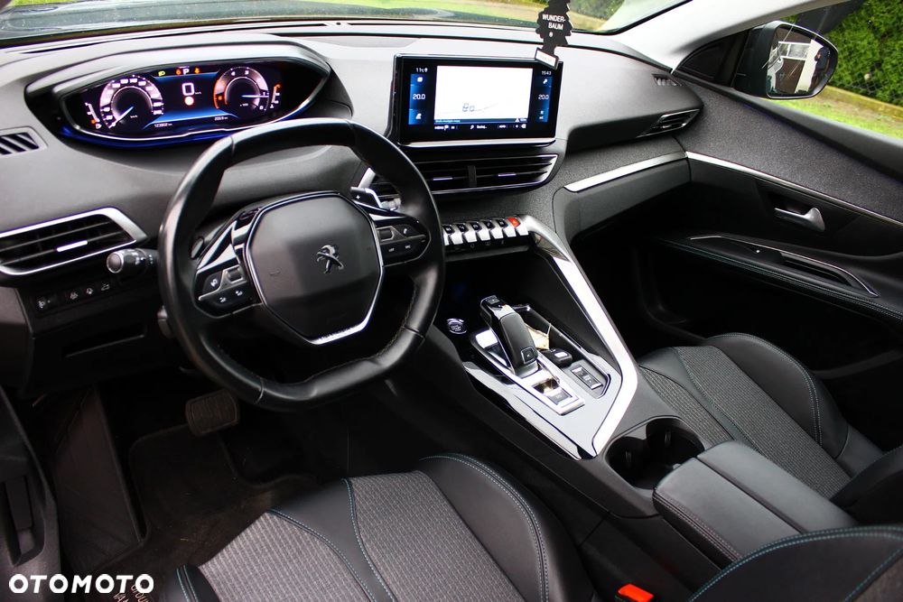 Peugeot 5008 1.5 BlueHDI Allure S&S EAT8 - 26