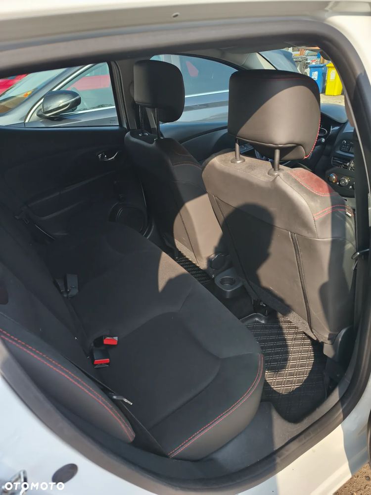 Renault Clio 1.5 dCi Life - 13