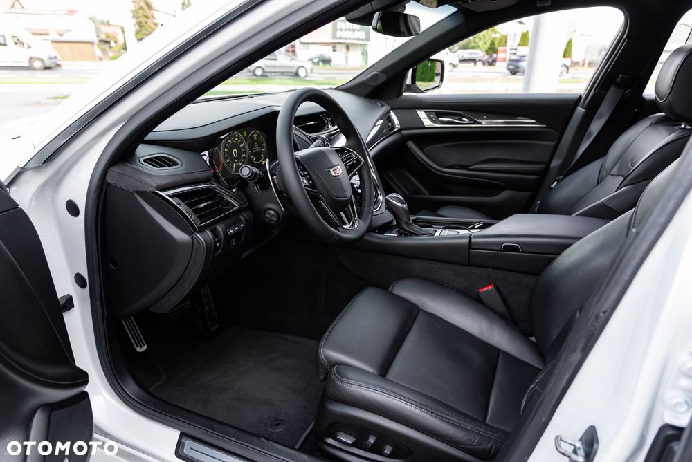 Cadillac CTS 2.0 Turbo AT AWD Premium - 17