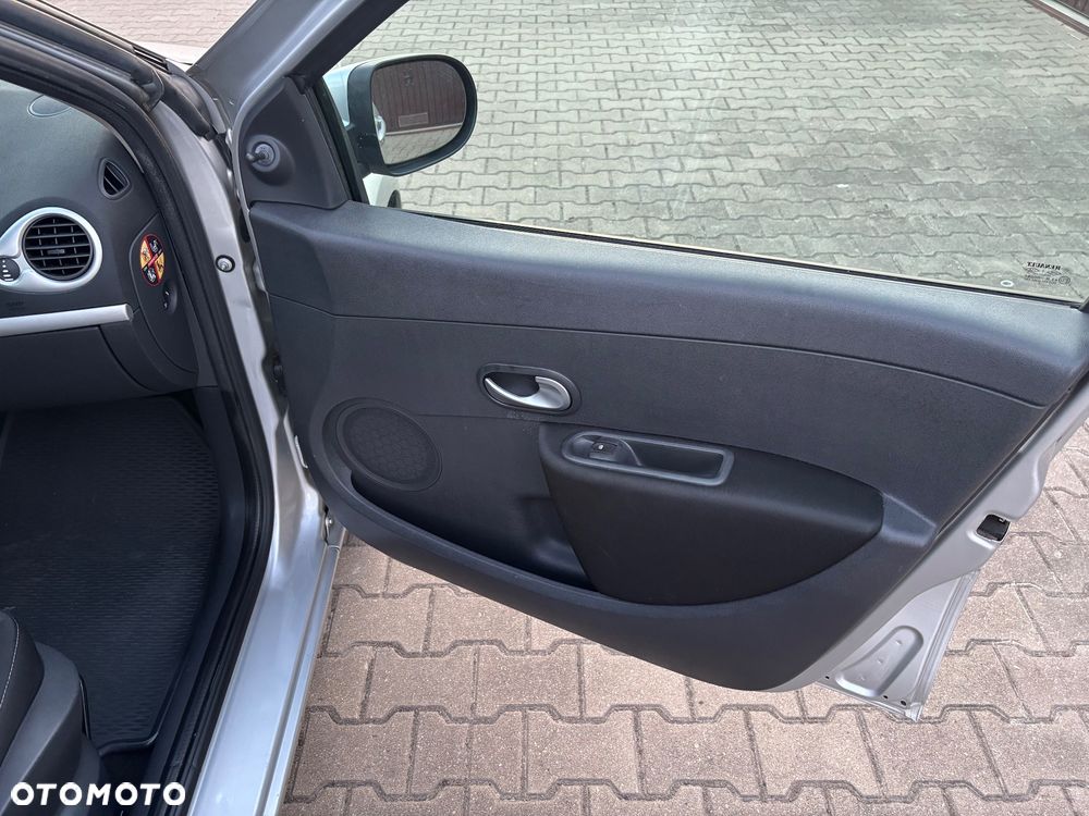 Renault Clio 1.2 16V TCE Alize Euro5 - 12