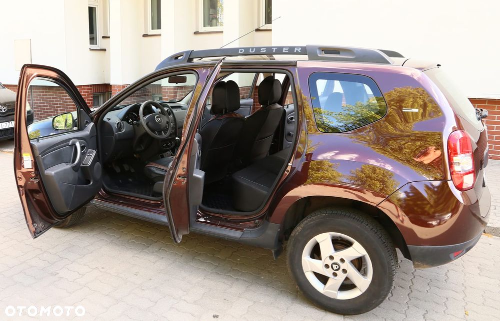 Dacia Duster 1.6 SCe S&S - 9