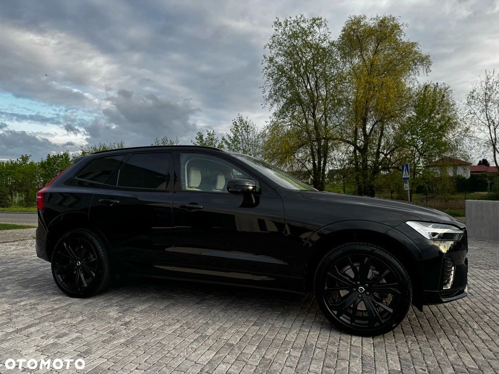 Volvo XC 60 B4 B Plus Dark - 13