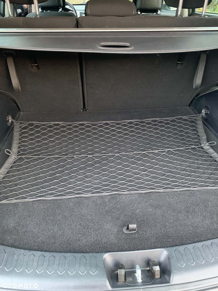 Kia Sportage - 16
