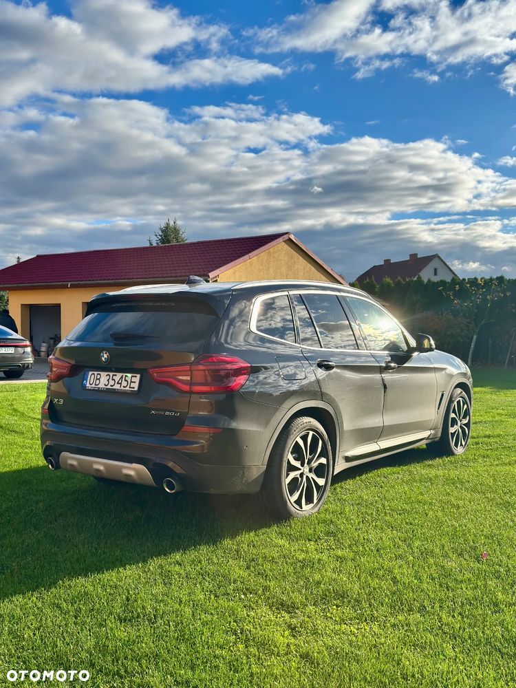 BMW X3 xDrive20d Luxury Line - 6