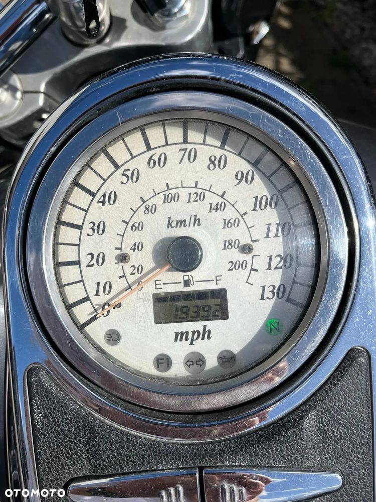 Suzuki Boulevard - 9