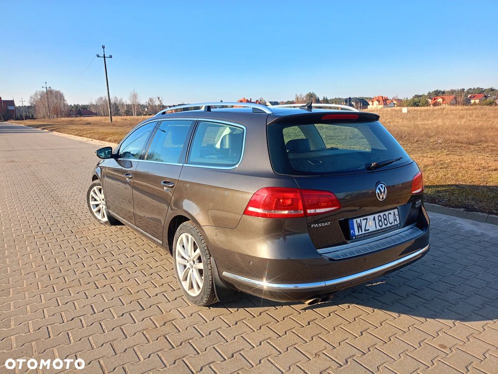 Volkswagen Passat 2.0 TDI Highline DSG - 6