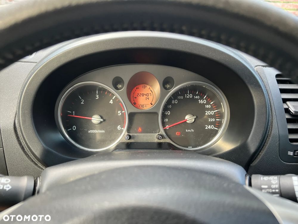 Nissan X-Trail 2.0 dCi SE - 10