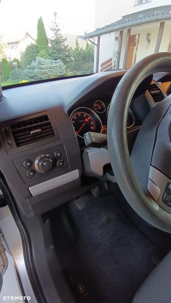 Opel Zafira 1.8 Enjoy - 6