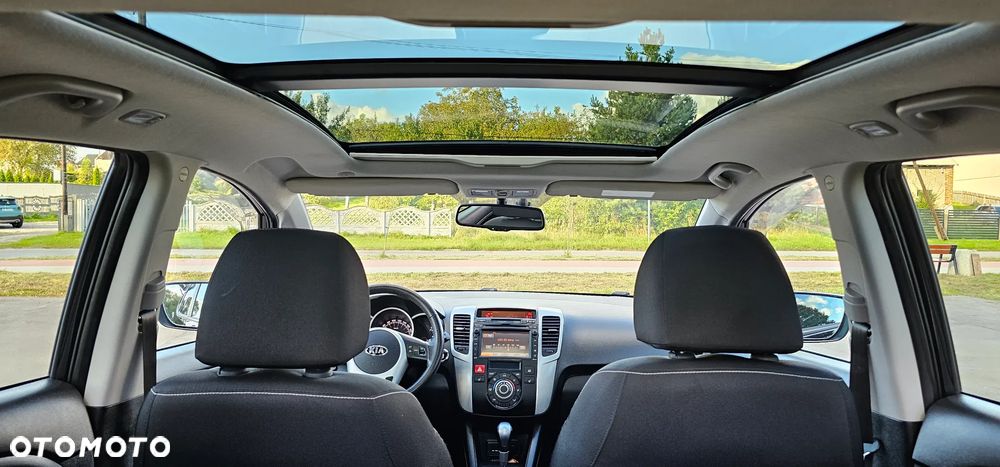 Kia Venga - 34