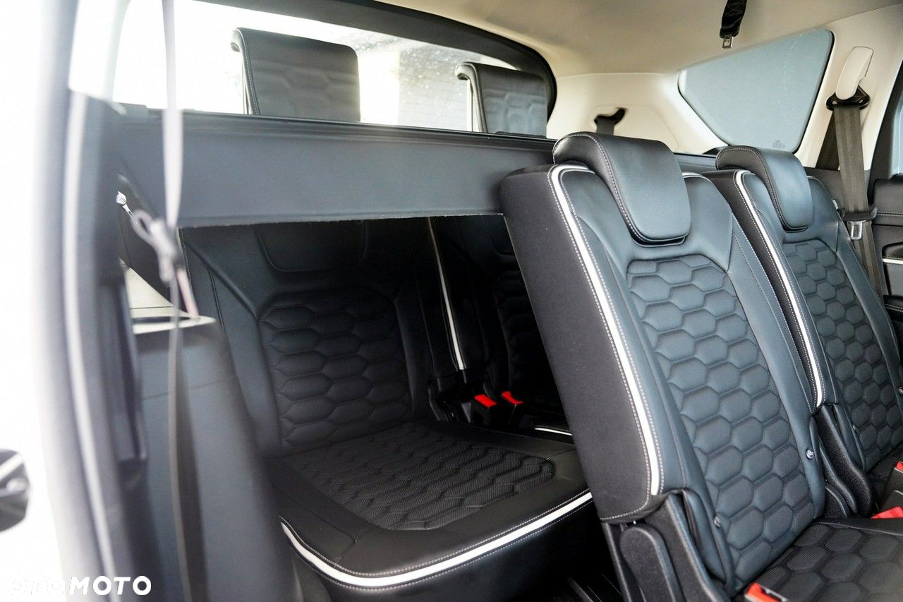 Ford S-Max - 27