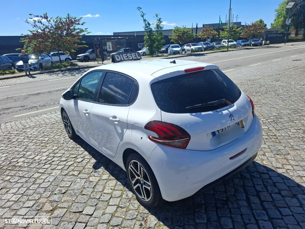 Peugeot 208 van diesel 1.6 BLUEHDI PACK - 13
