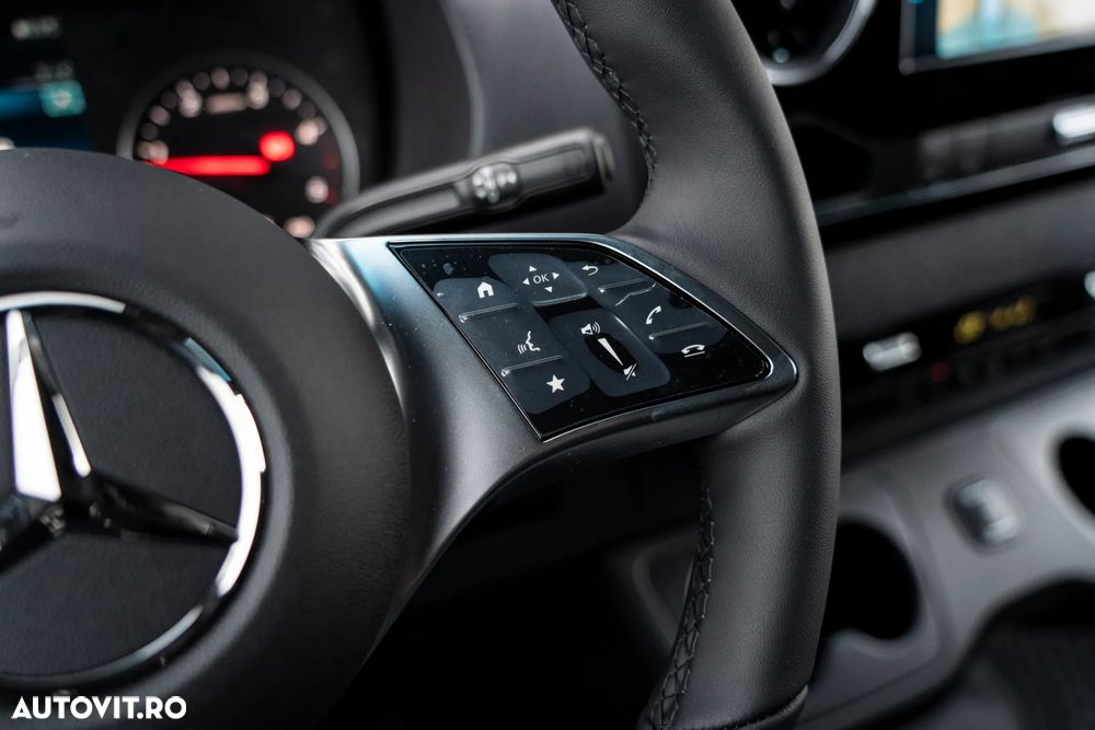 Mercedes-Benz Sprinter 319 CDI furgon - 23