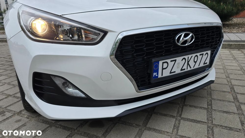 Hyundai i30 1.4 Comfort - 4