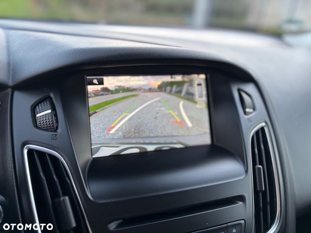Ford Focus - 17