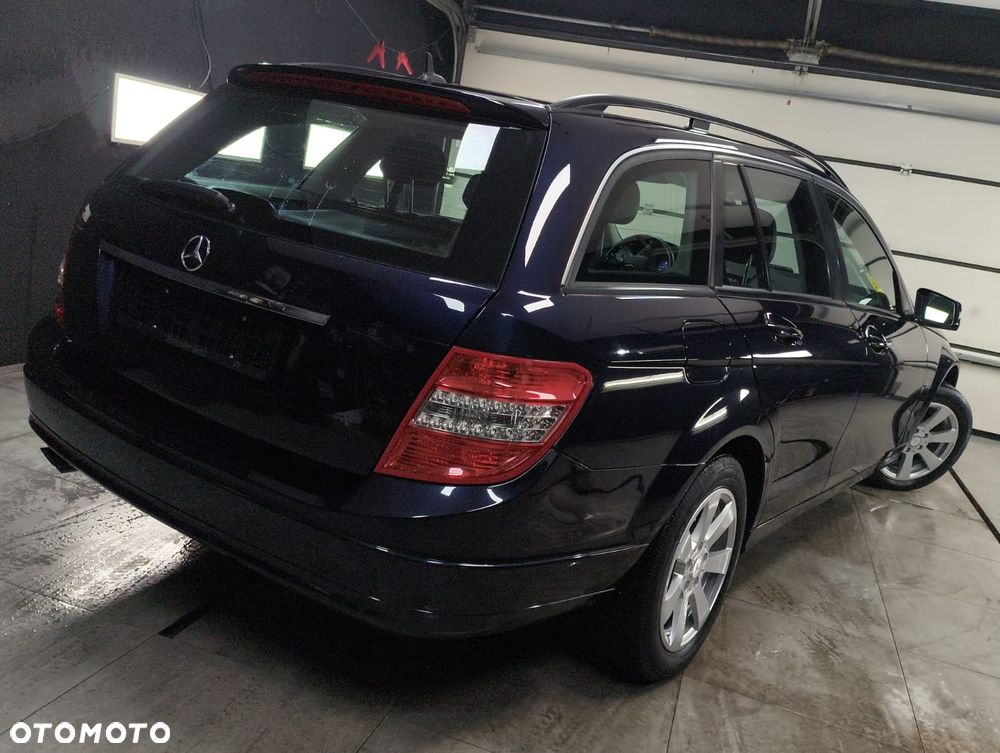 Mercedes-Benz Klasa C 200 CDI DPF BlueEFFICIENCY SPORT EDITION - 16