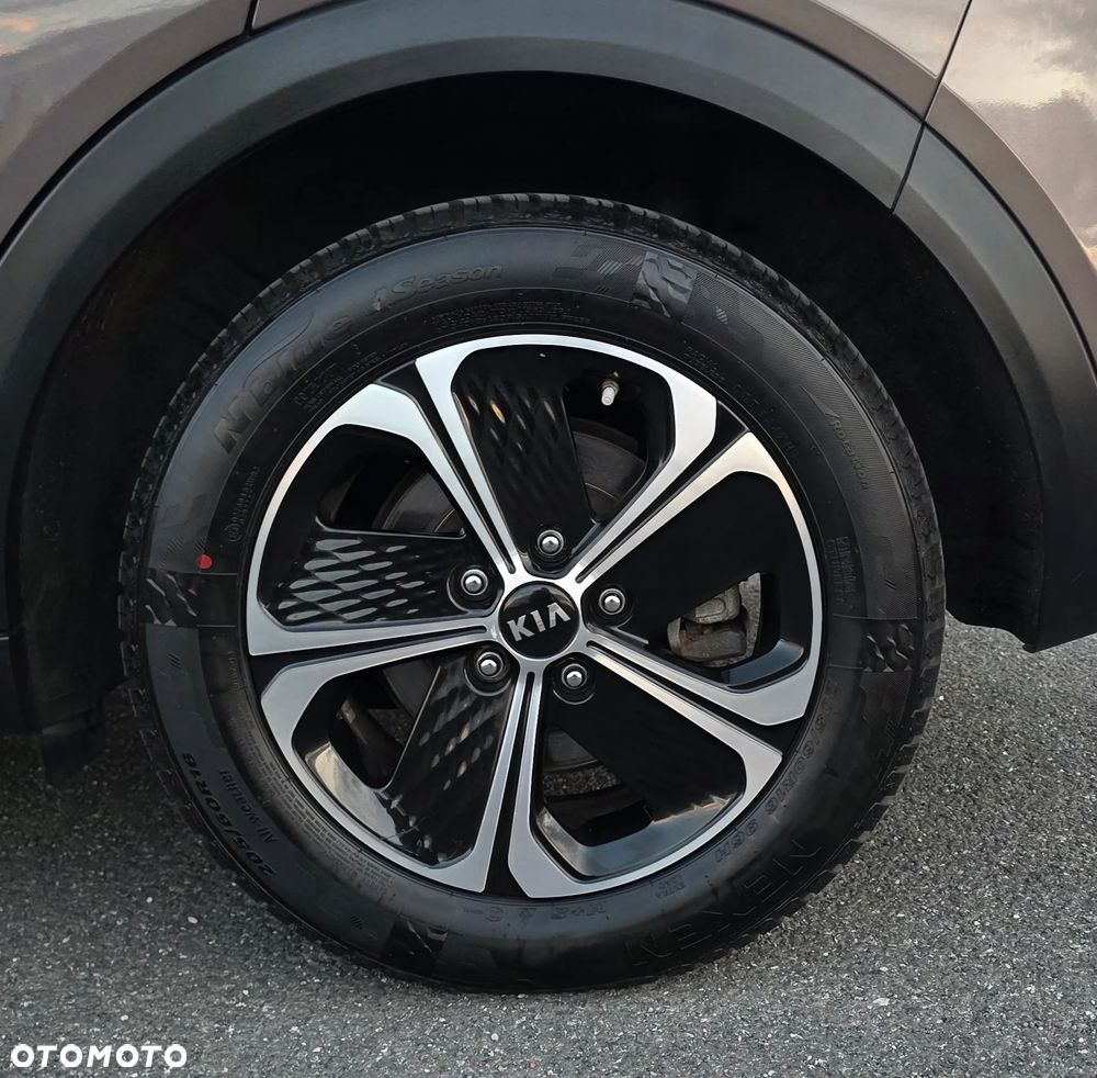 Kia XCeed 1.6 GDI PHEV L Business Line DCT - 33