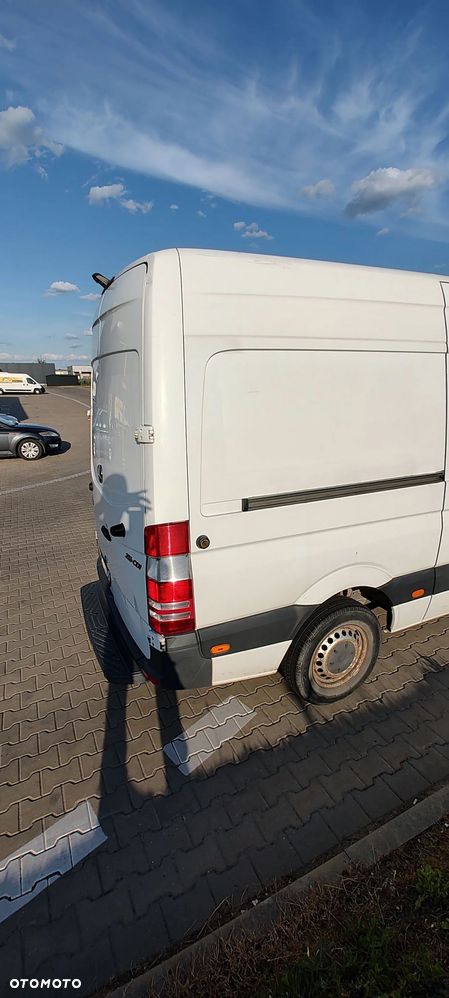 Mercedes-Benz SPRINTER 216 - 10