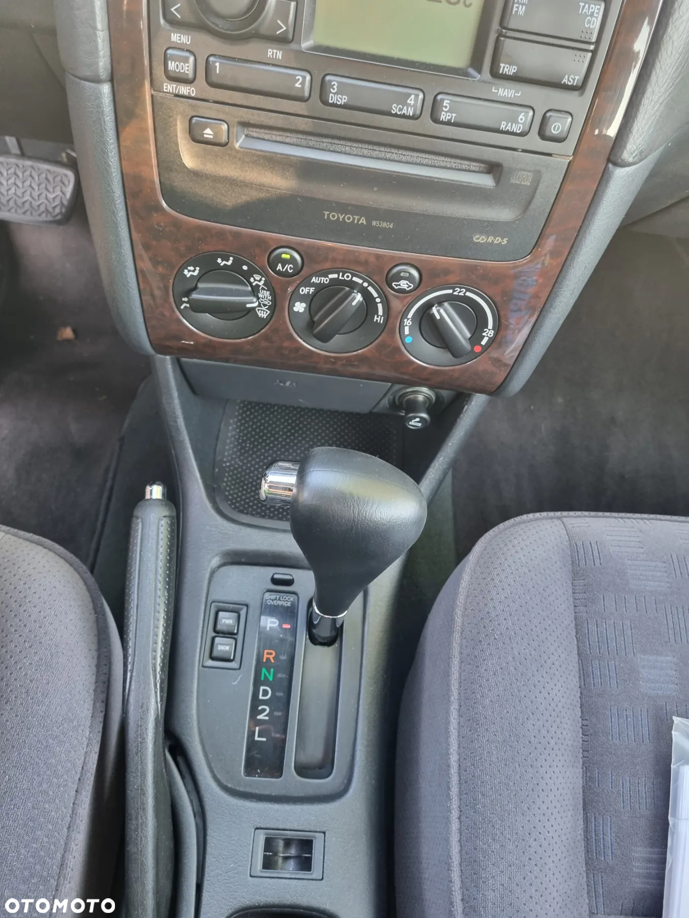 Toyota Avensis 2.0 VVT-i Sol - 22