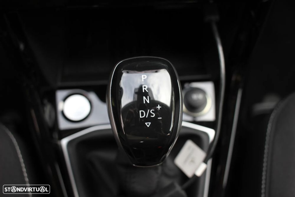 VW T-Cross 1.0 TSI Life DSG - 33