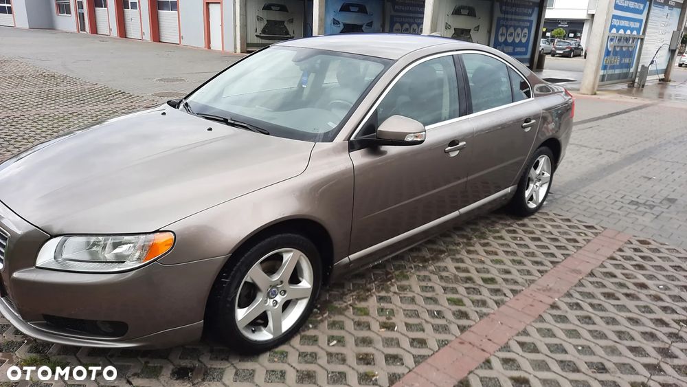 Volvo S80 - 1