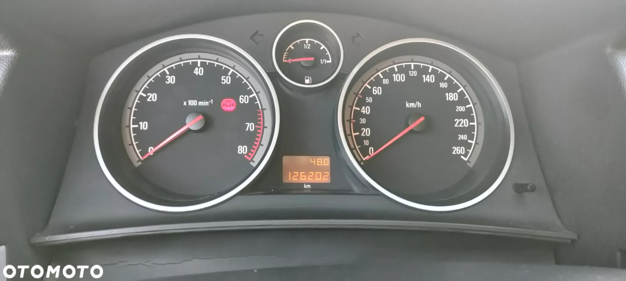 Opel Astra GTC 1.8 Sport - 13