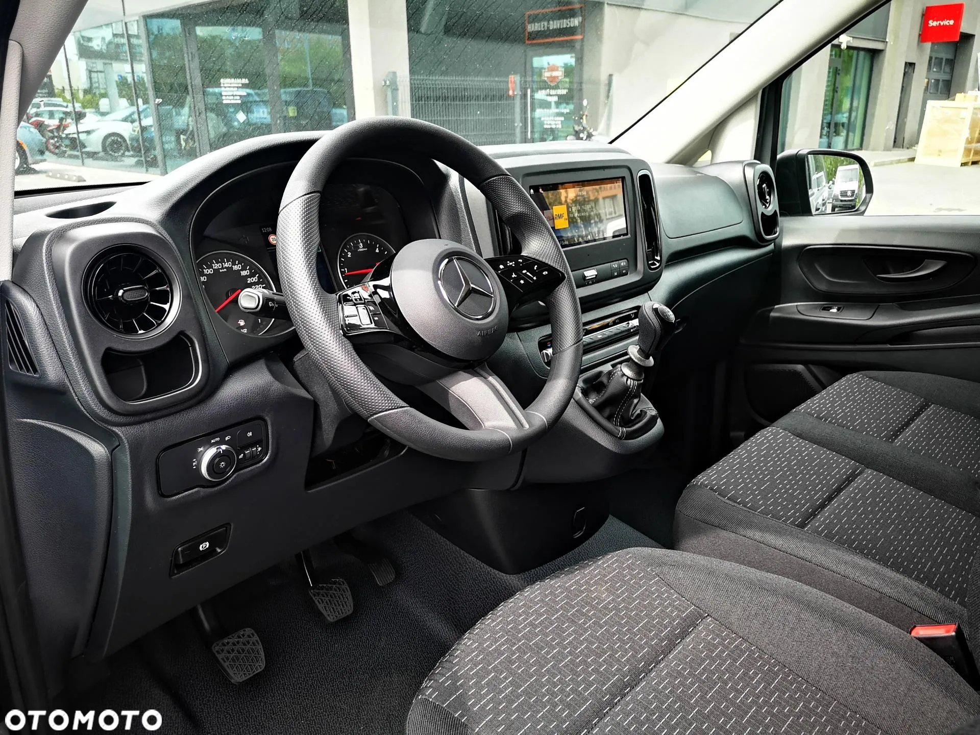Mercedes-Benz Vito - 9