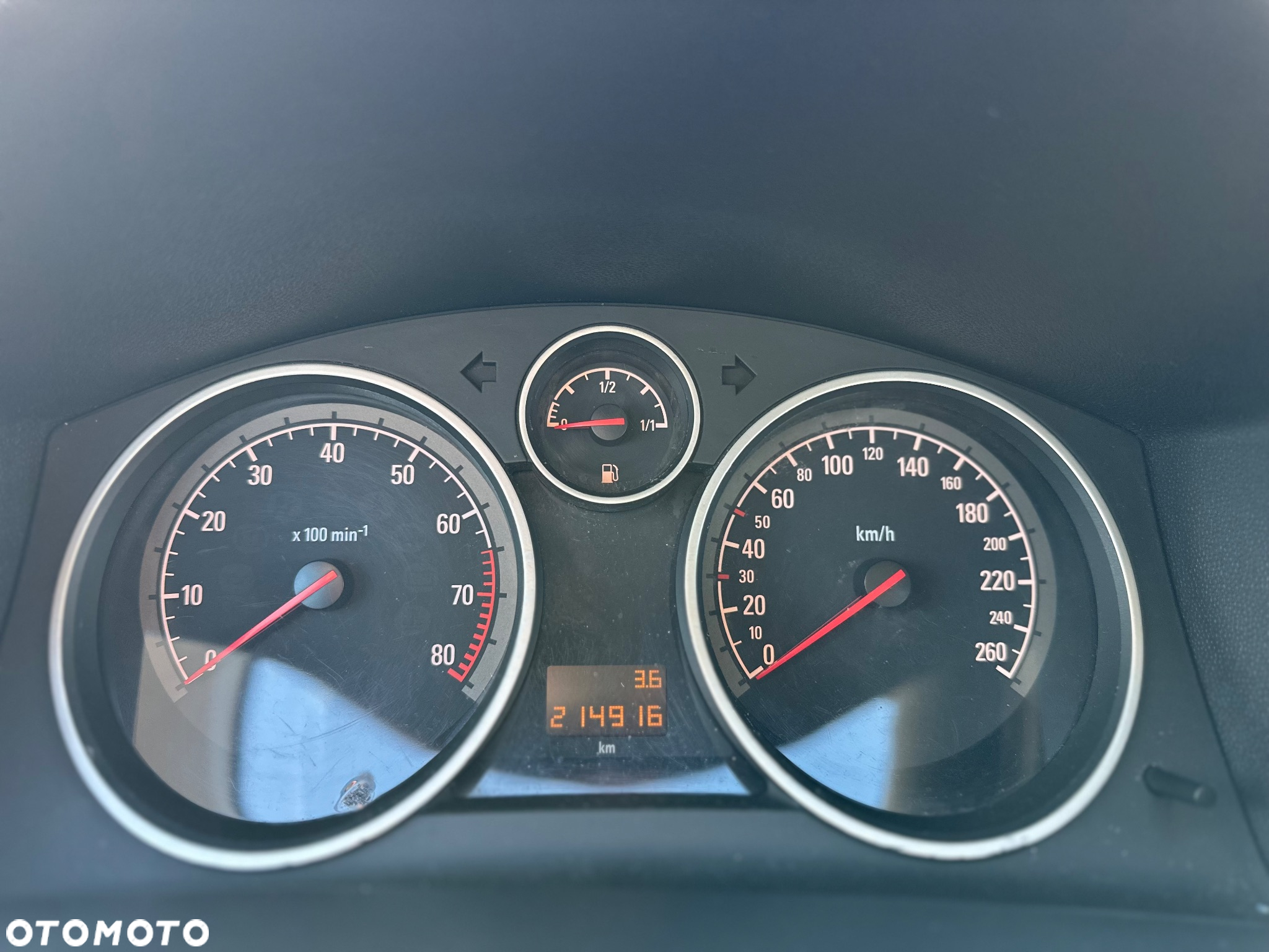 Opel Astra 1.6 - 17