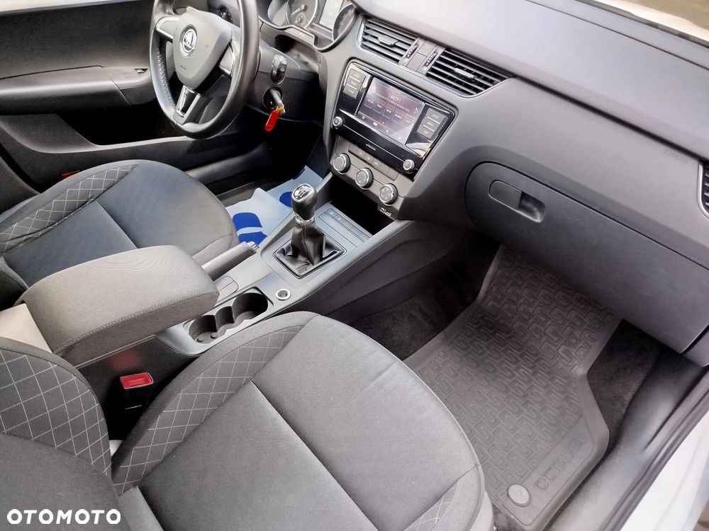 Skoda Octavia 1.0 TSI GPF Active - 16