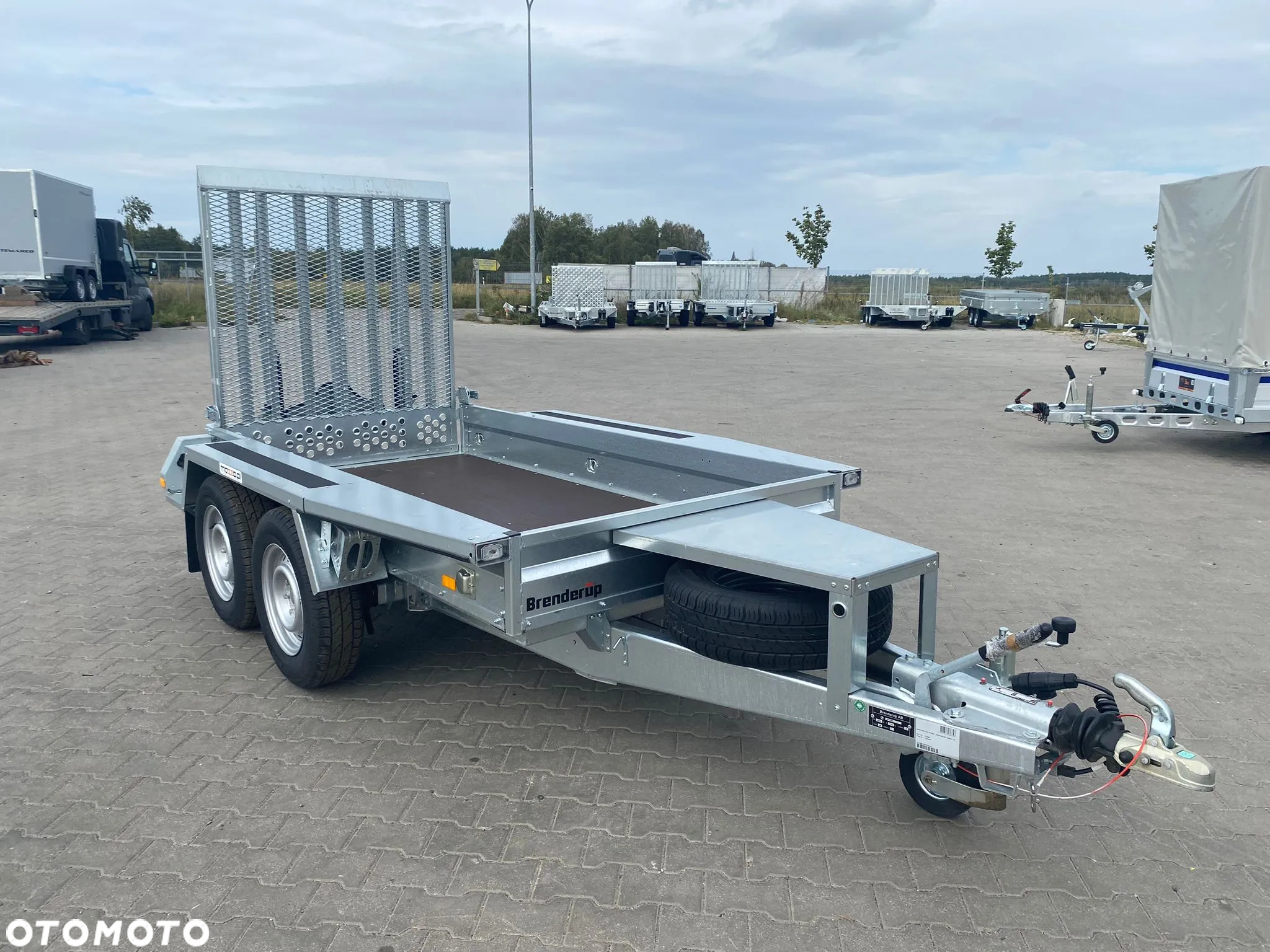 Brenderup DOSTAWA! Przyczepa MT-2600 pod minikoparkę wym. 260x126x25, Solidna przyczepa do przewozu sprzętu budowlanego! DMC 2600kg - 22