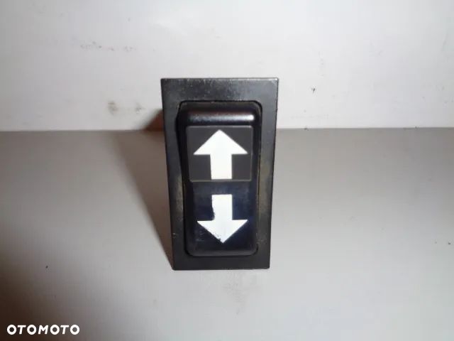 Przełącznik podnośnika New Holland 8970 8870 8770 8670 Ford FiatAgri G240 G210 G190 G170 - 1