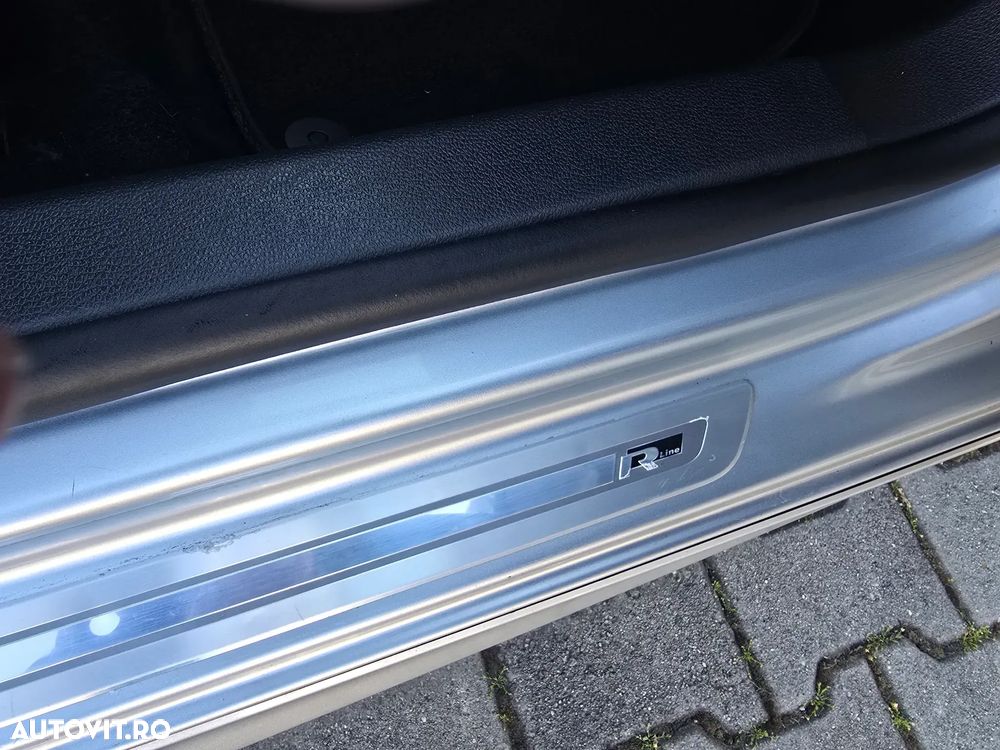 Volkswagen Golf - 29