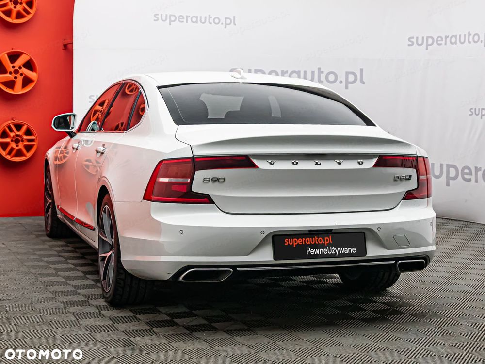 Volvo S90 D5 AWD R-Design - 30