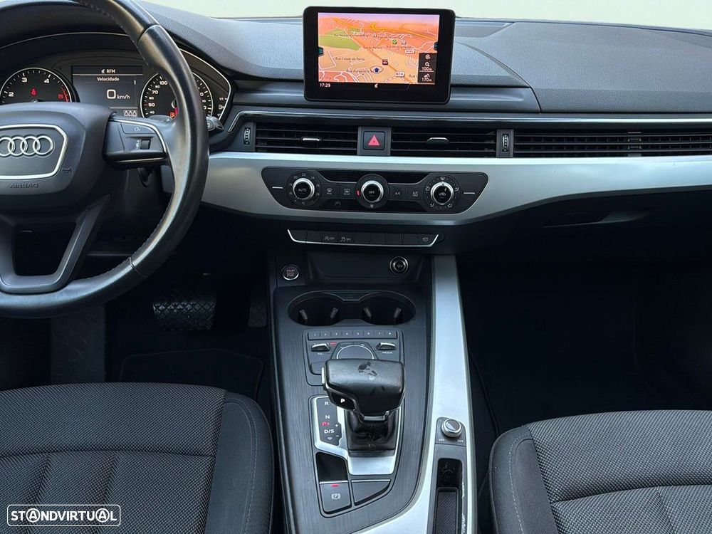 Audi A4 Avant 2.0 TDI S tronic - 14