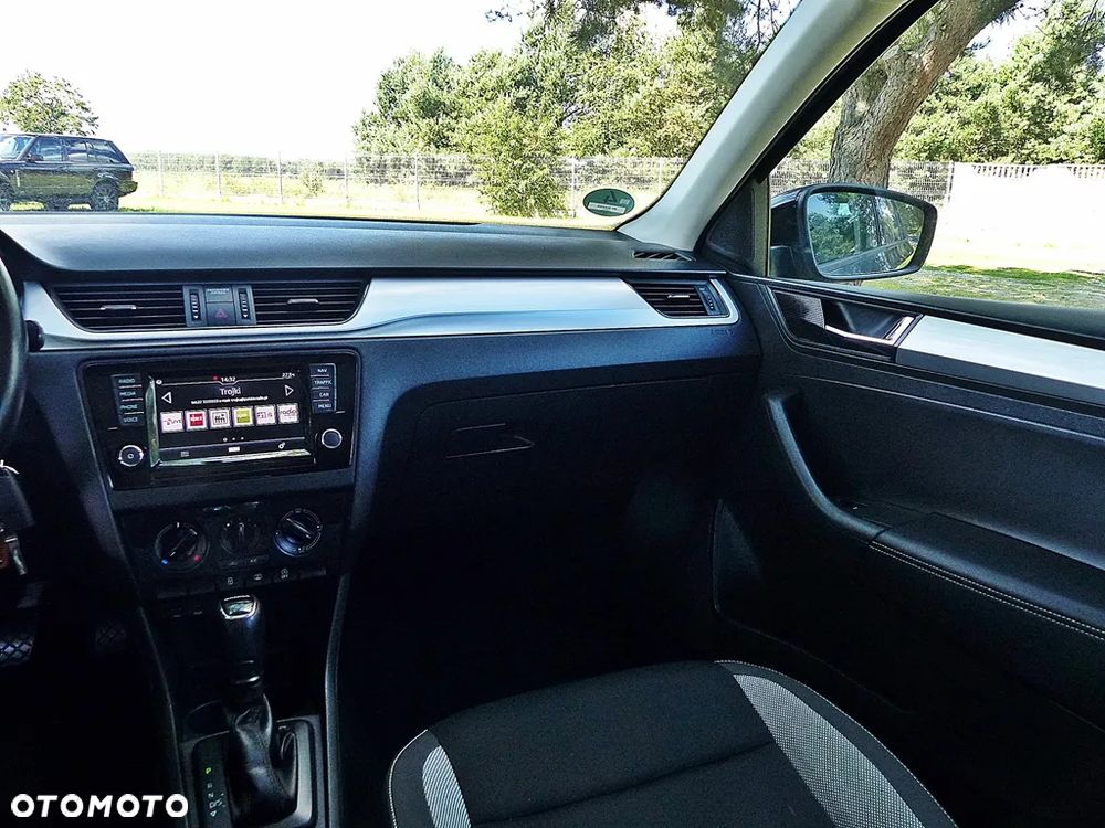 Skoda RAPID 1.4 TSI DSG Style - 37