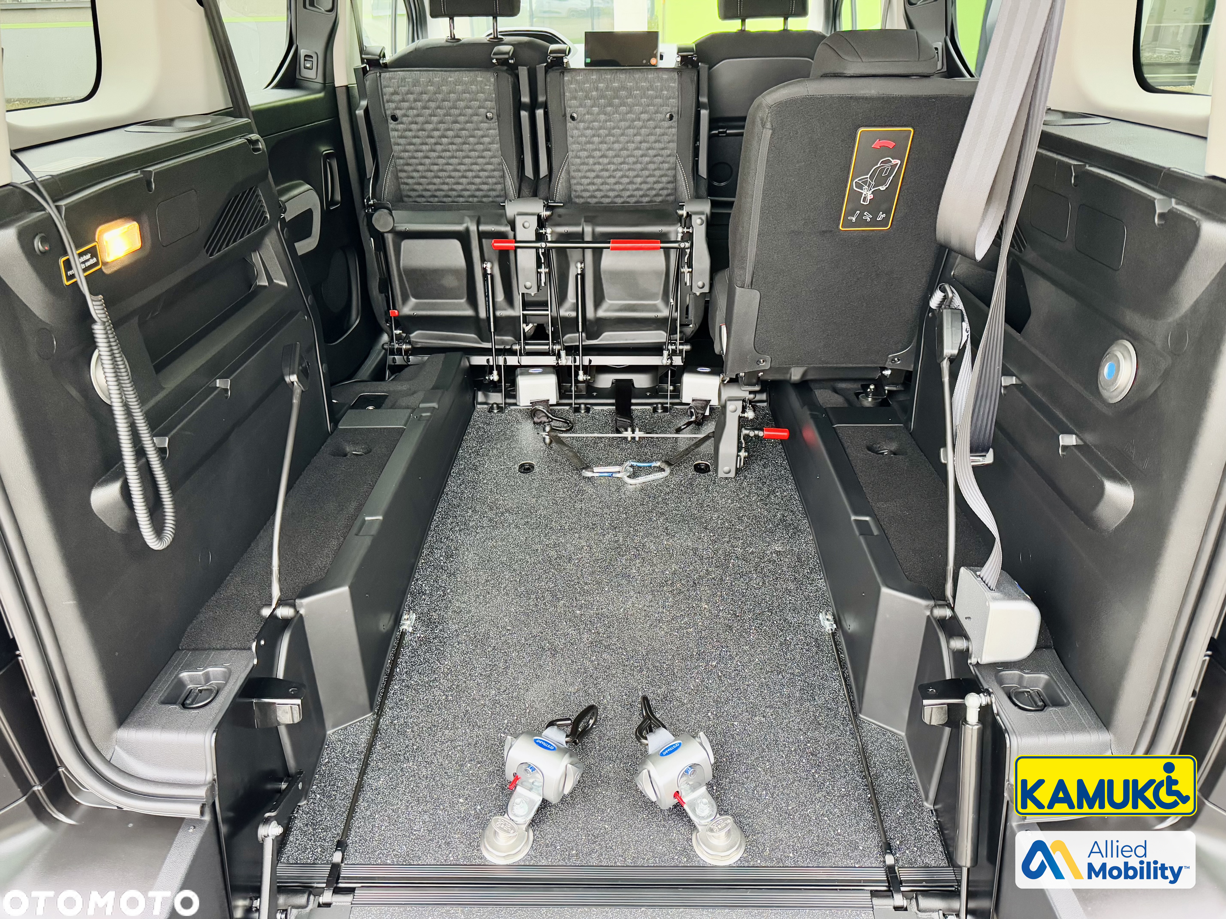 Peugeot Rifter 1.5 BlueHDI Allure Pack S&S - 23