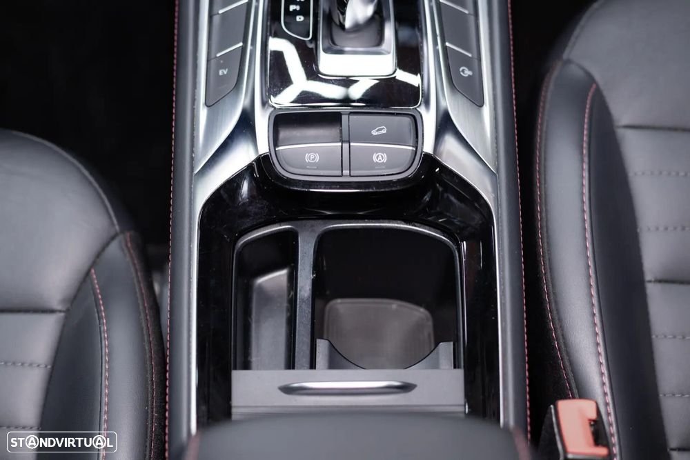 MG EHS 1.5 T-GDI Plug-in Hybrid Luxury - 38