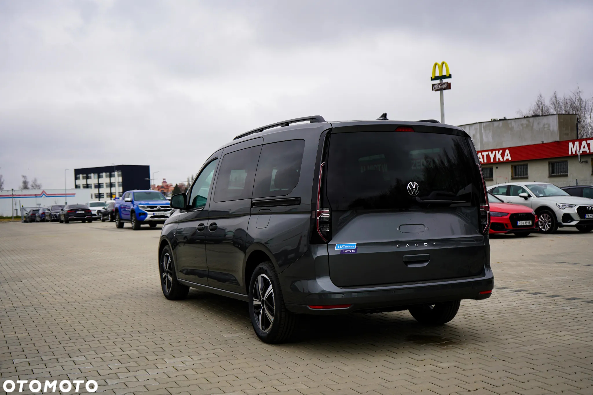 Volkswagen Caddy Maxi 2.0 TDI Life DSG - 14
