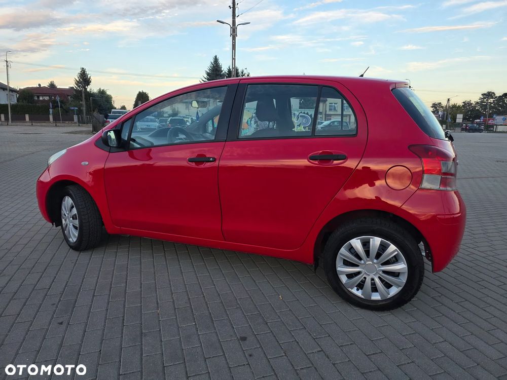 Toyota Yaris - 5
