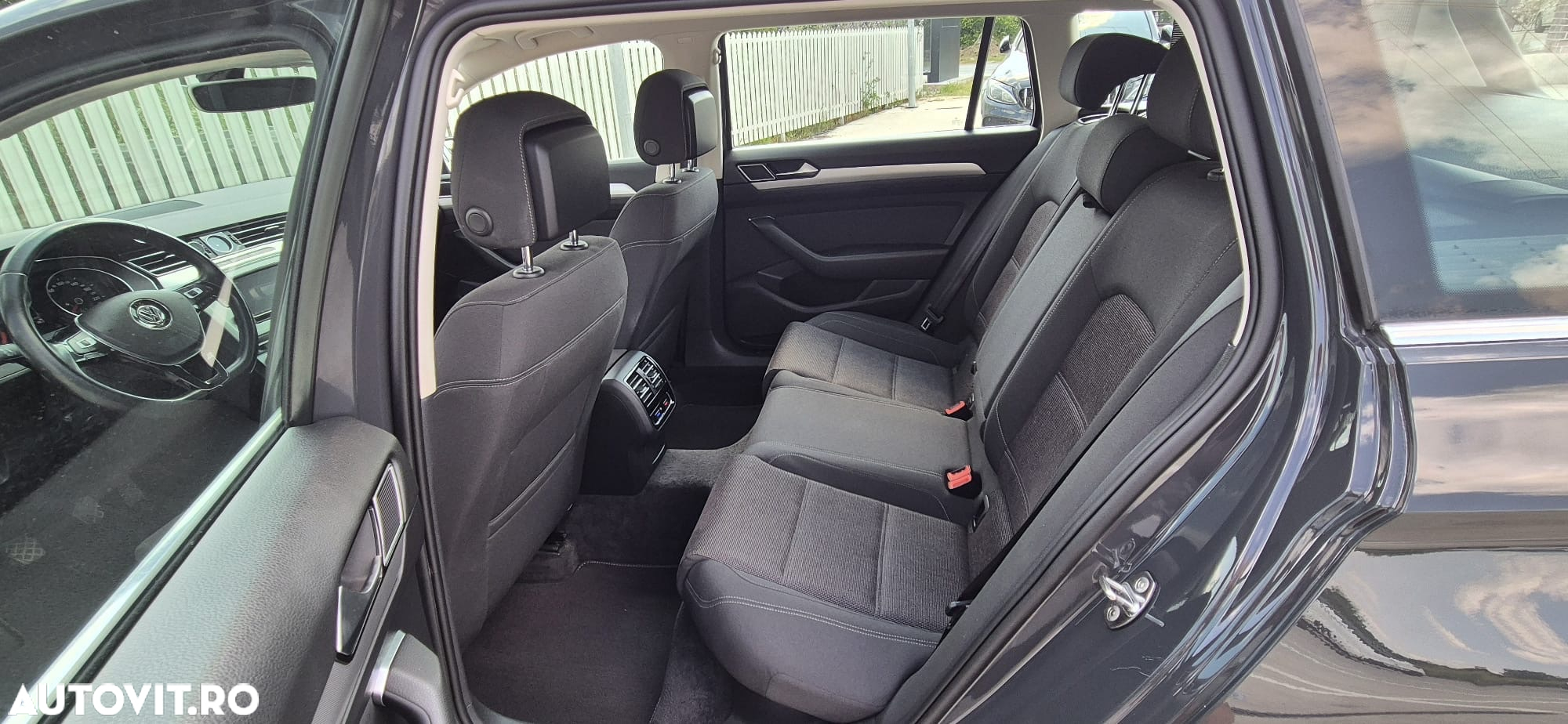 Volkswagen Passat Variant 1.6 TDI (BlueMotion Technology) Comfortline - 18